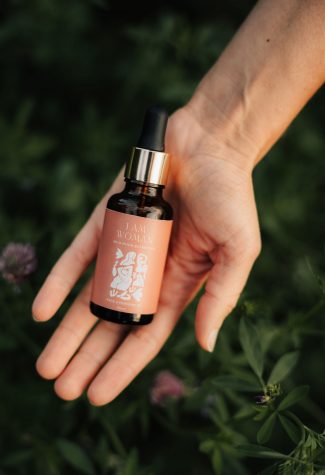 Wild Moon Agenda, Zyklusagenda, Feminine Apothecary, Naturkosmetik, Wild Moon Botanicals, Frauengesundheit, Frauenkreise, Frauencoaching, Female Empowerment